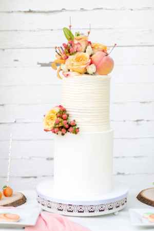 Tonbridge Wedding Guide: Where to Buy the Perfect Wedding Cake