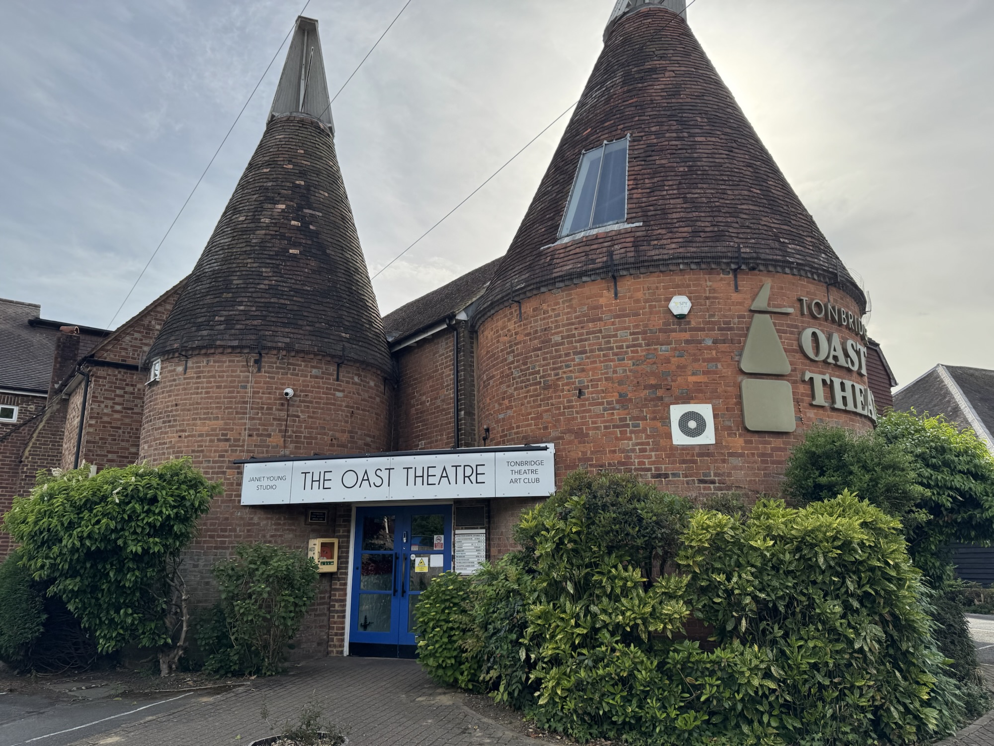 A Modern Twist on Gothic Horror: Dracula Opens the New Season at The Oast Theatre